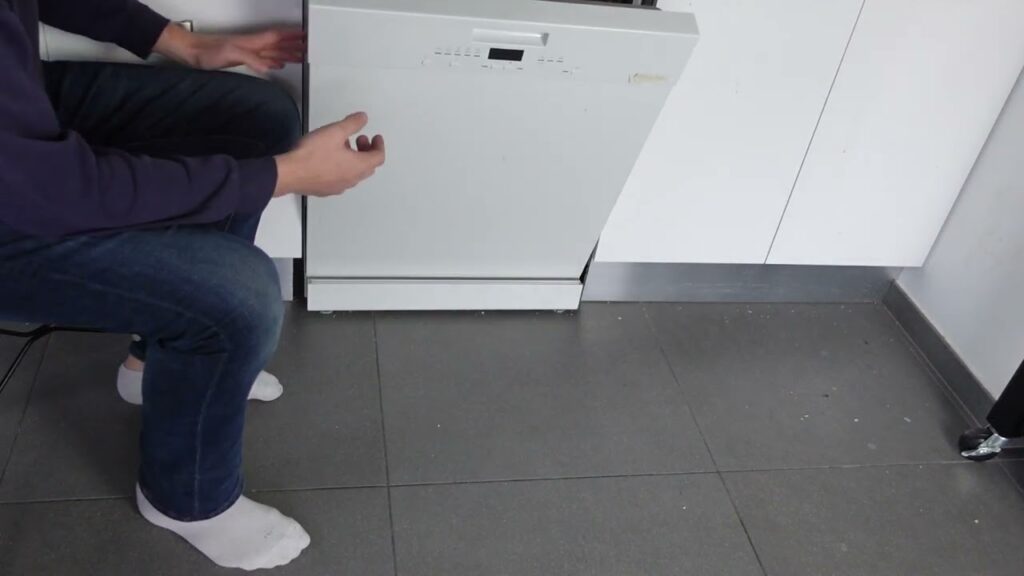 Como Resolver o Erro E4 na Lava-Louças Technika erro e4 lava loucas technika