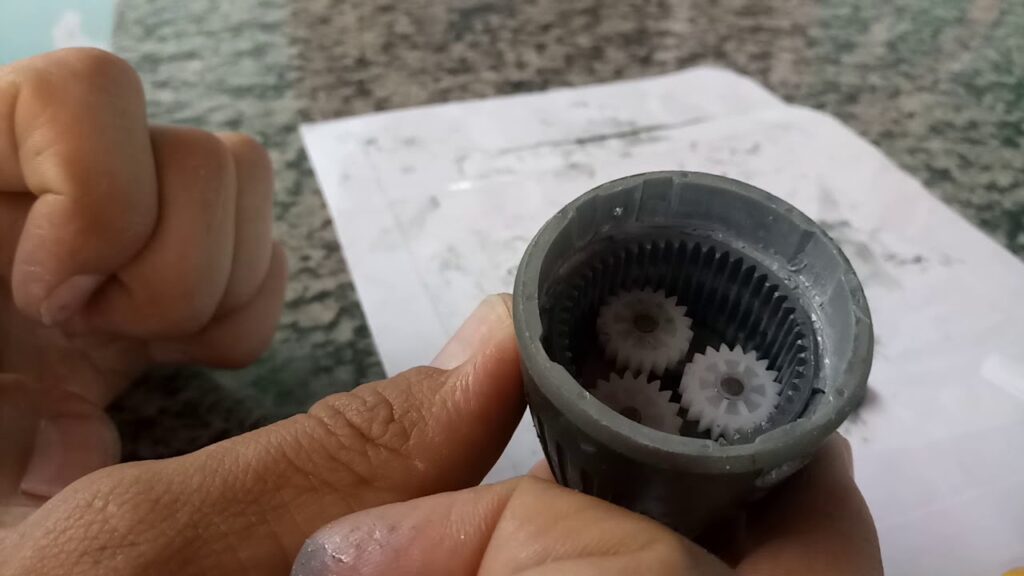 conserto parafusadeira makita troca engrenagens